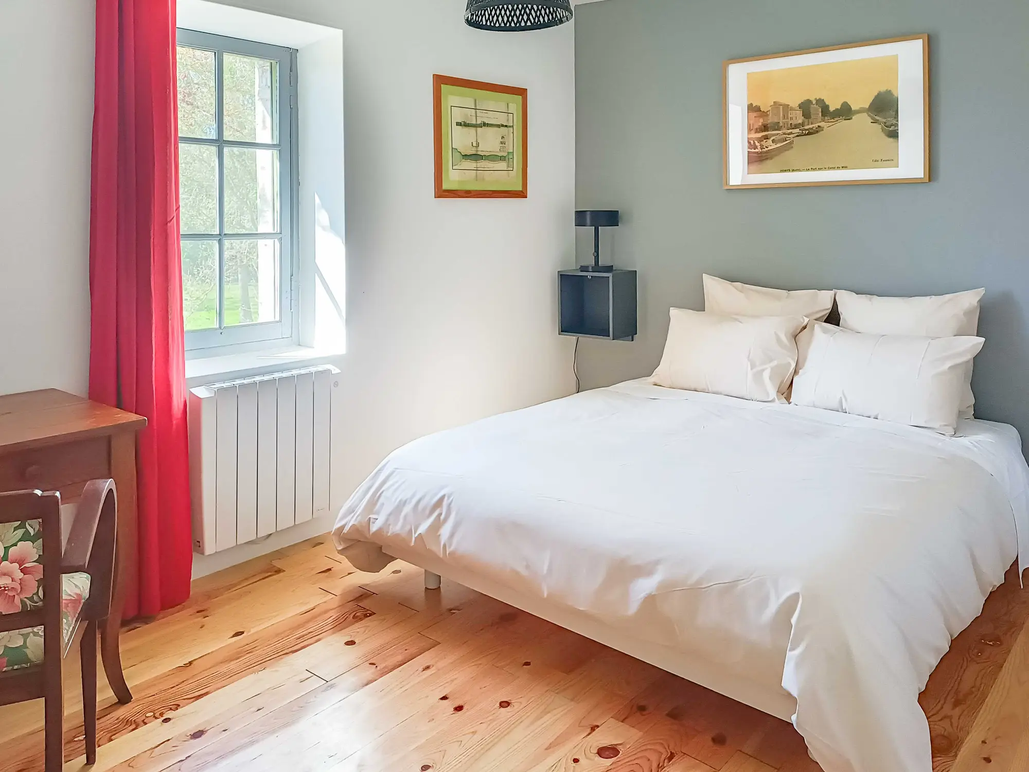 Double room interior